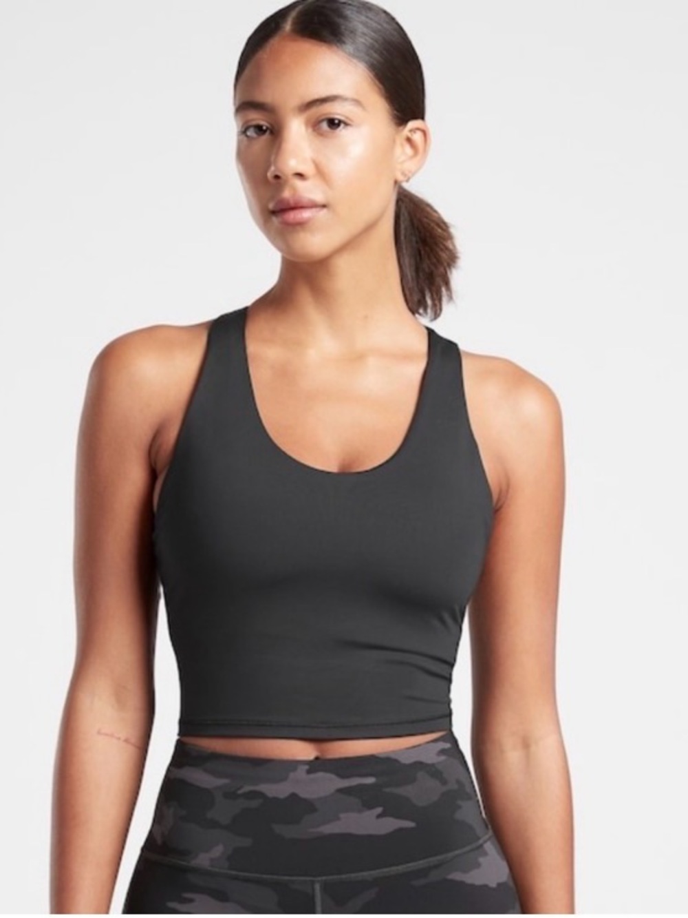 Athleta Ultimate Support Crop D/DD